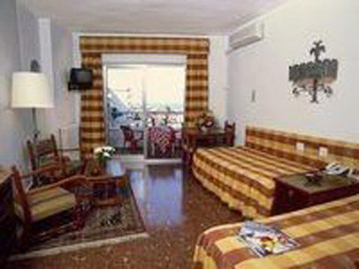 Habitaciones Bajondillo 토레몰리노스 외부 사진